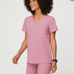 Womens chalk pink Figs Scrub set